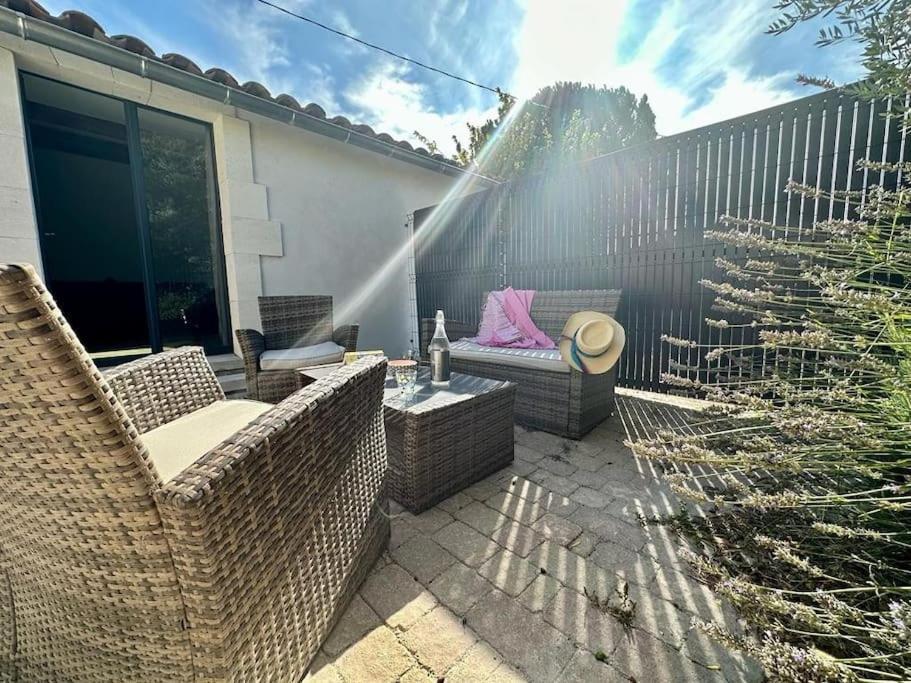 Gite Independant En Centre-Ville LʼIsle-sur-la-Sorgue المظهر الخارجي الصورة